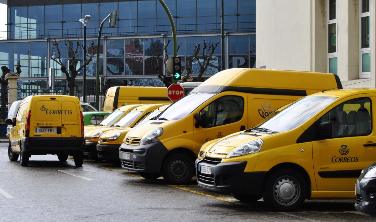 Correos De Lavacolla Denega As Horas De Descanso Ao Persoal Que Forme