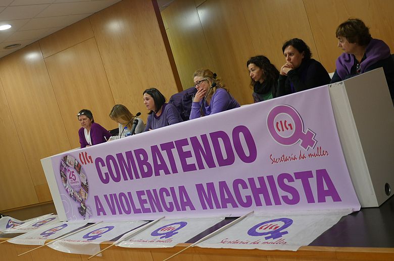 2016-11-25-DiaViolenciaMachista-Compostela04.jpg