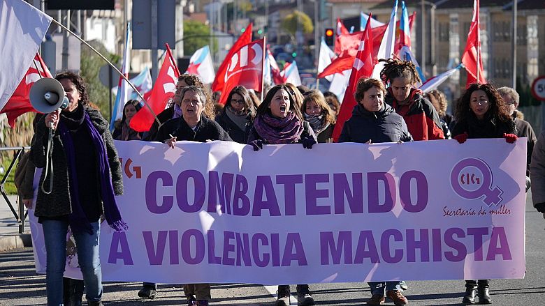 2016-11-25-DiaViolenciaMachista-Compostela38.jpg