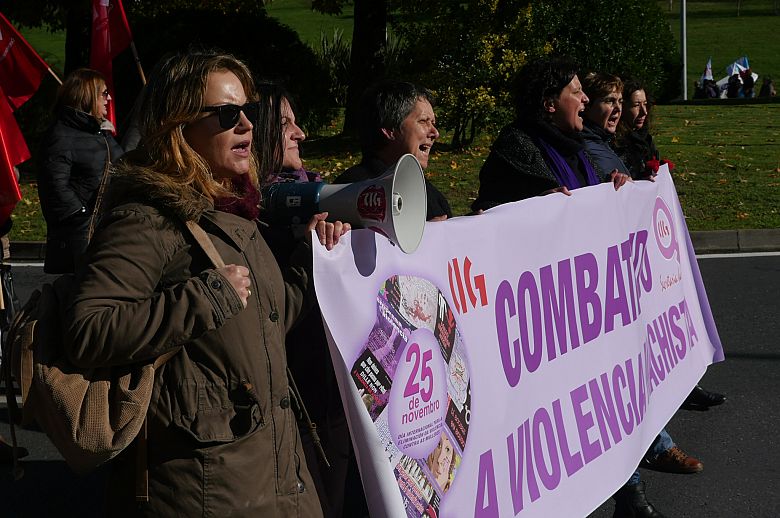 2016-11-25-DiaViolenciaMachista-Compostela44.jpg